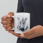 Falból kibújó 3D hatású zebrás egyedi neves gyerek és felnőtt bögre