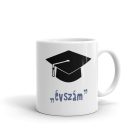#DONE! feliratú fehér kerámia ballagási bögre kék egyetemi diplomás sapka grafikájával