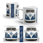 Kék fehér volkswagen transporter t1 klasszikus kisbusz szemből és kék sávos felirat egyedi neves mintás fehér bögre
