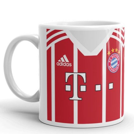 Egyedi névre szóló és mezszámos piros-fehér függőlegesen csíkos FC Bayern München focimez mintás fehér kerámia szurkolói bögre