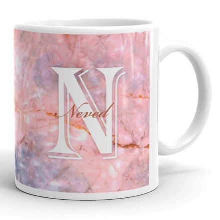 Rózsaszín márvány mintás egyedi neves monogramos bögre nőknek