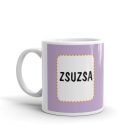 Cuki vörös macskás bögre lila háttérrel, pöttyös névkerettel, nagy szemű kiscica mintával és egyedi névvel