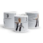 Egyedi névvel kérhető fekete-fehér Juventus mezes Cristiano Ronaldo grafikás fehér kerámia focis bögre