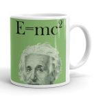 E=mc2 feliratú és világoszöld hátterű fehér kerámia bögre Albert Einstein grafikus portréjával.