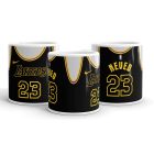Egyedi névre szóló és mezszámos fekete Los Angeles Lakers kosaras mez mintás fehér kerámia szurkolói bögre