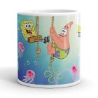 SpongyaBob mintás bögre egyedi névvel feliratozva ajándék ötletként SpongyaBob és Patrik karakterével a tenger alatt