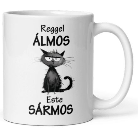 Reggel álmos, este sármos feliratú fehér kerámia bögre bozontos és morcos fekete macska skicc grafikájával