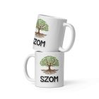 Fa szom feliratú és szójátékos fehér kerámia bögre zöld lombú életfa grafikával és fekete betűkkel.