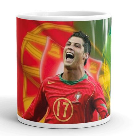 Egyedi névvel kérhető 17-es portugál mezes Cristiano Ronaldo grafikás fehér kerámia focis bögre