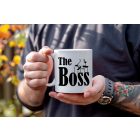 The Boss feliratú fehér kerámia bögre fekete marionett irányító kéz grafikájával